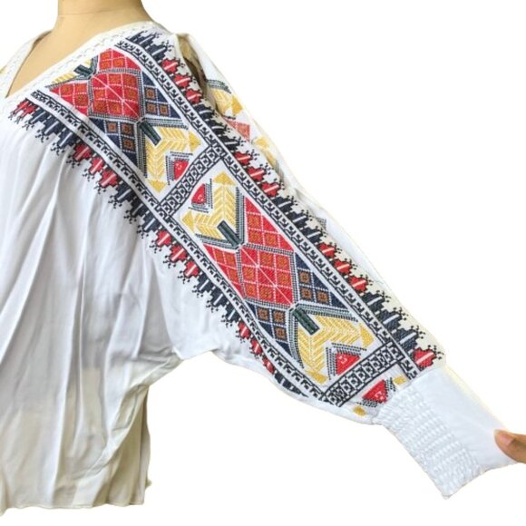 NWOT Boho embroidered tie front white loose light tunic top blouse - Picture 10 of 16